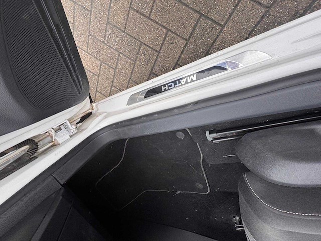 2012 volkswagen golf - afbeelding 16 van  34