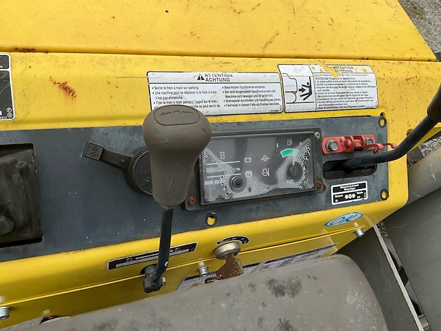 2012 yanmar c30r-2b rupsdumper / carrier - hydrostatische aandrijving - afbeelding 8 van  18