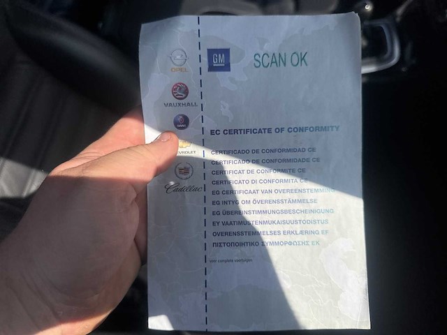 2013 - opel insignia sports tourer sw - personenauto - afbeelding 19 van  32