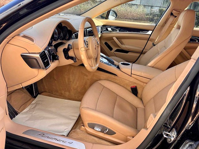 2013 - porsche - panamera 4 - 3.6 benzine - afbeelding 13 van  21