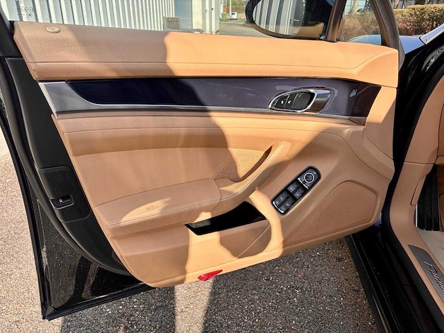 2013 - porsche - panamera 4 - 3.6 benzine - afbeelding 14 van  21