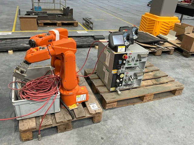 2013 abb irb120 industriële robot (2x) - afbeelding 1 van  8