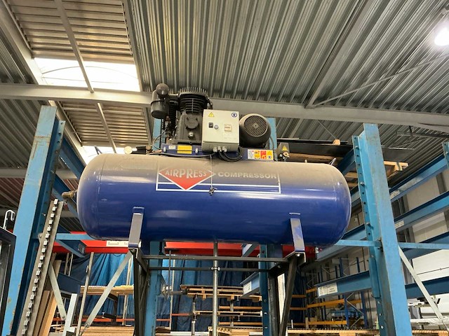 2013 airpress luchtcompressor - afbeelding 2 van  4