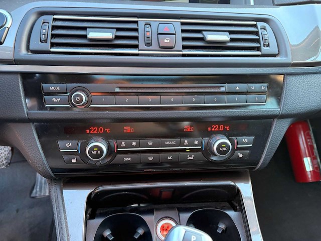 2013 bmw 520d personenauto - afbeelding 7 van  44