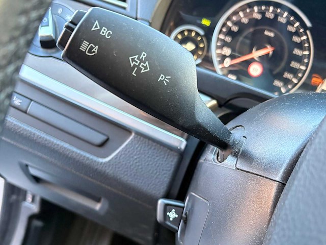 2013 bmw 520d personenauto - afbeelding 8 van  44