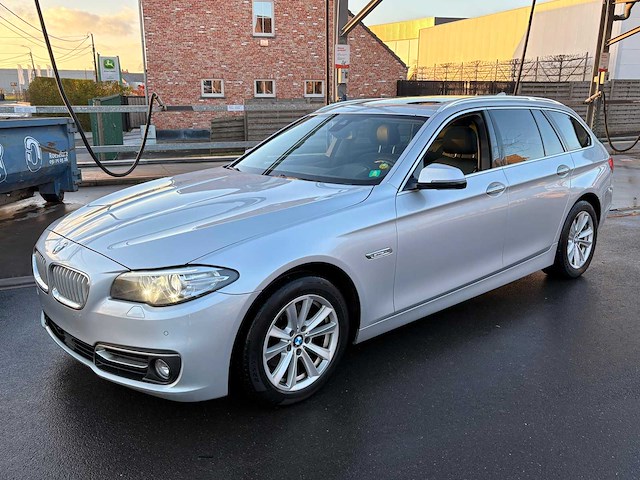 2013 bmw 520d personenauto - afbeelding 1 van  44