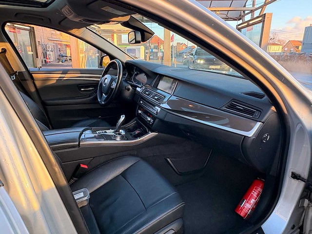 2013 bmw 520d stationwagen - afbeelding 4 van  44