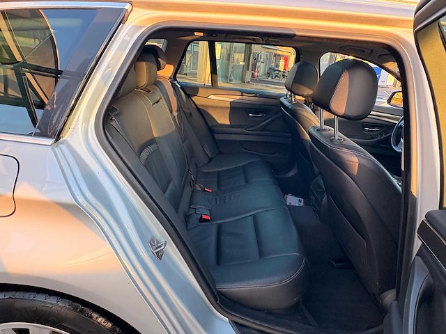 2013 bmw 520d stationwagen - afbeelding 16 van  44