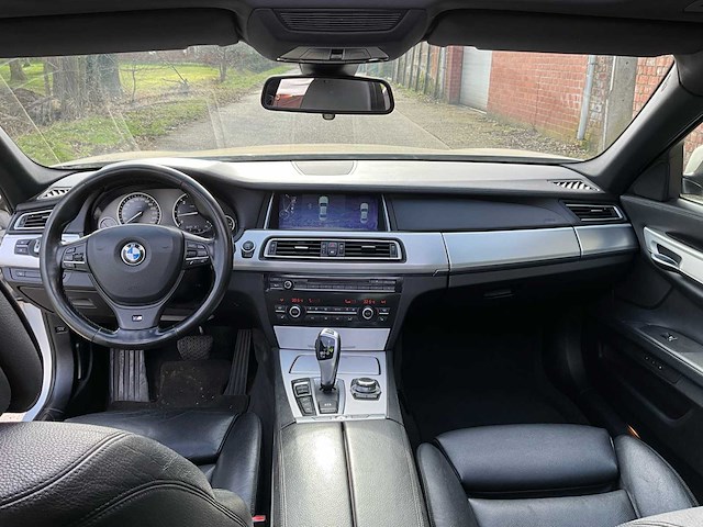 2013 bmw 750ld xdrive personenauto - afbeelding 29 van  53