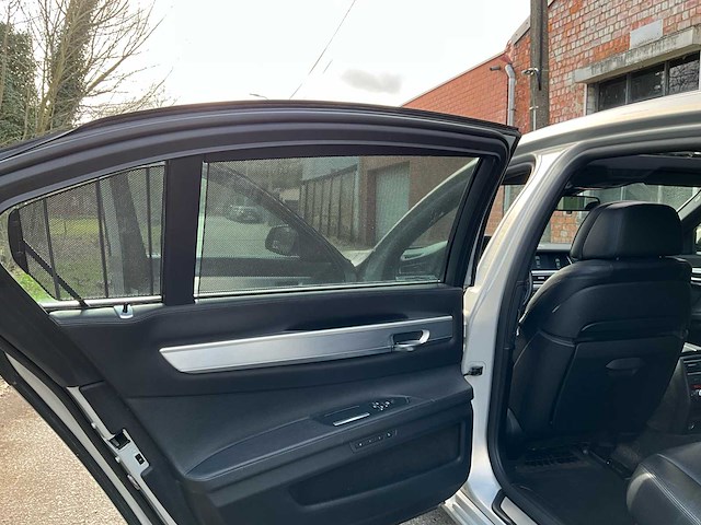 2013 bmw 750ld xdrive personenauto - afbeelding 30 van  53
