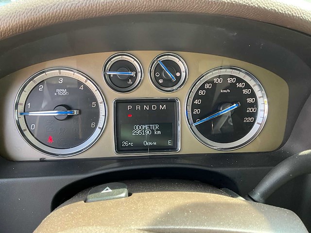 2013 cadillac escalade personenauto - afbeelding 14 van  36