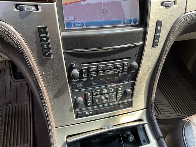 2013 cadillac escalade personenauto - afbeelding 16 van  36