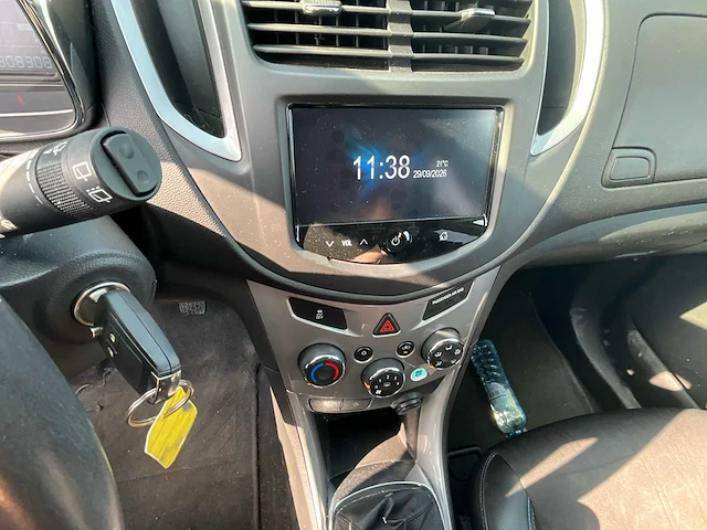 2013 chevrolet trad personenauto - afbeelding 24 van  30