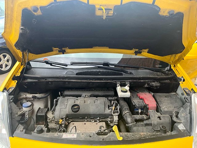 2013 citroën berlingo stationwagen 137000km - benzine - afbeelding 32 van  43