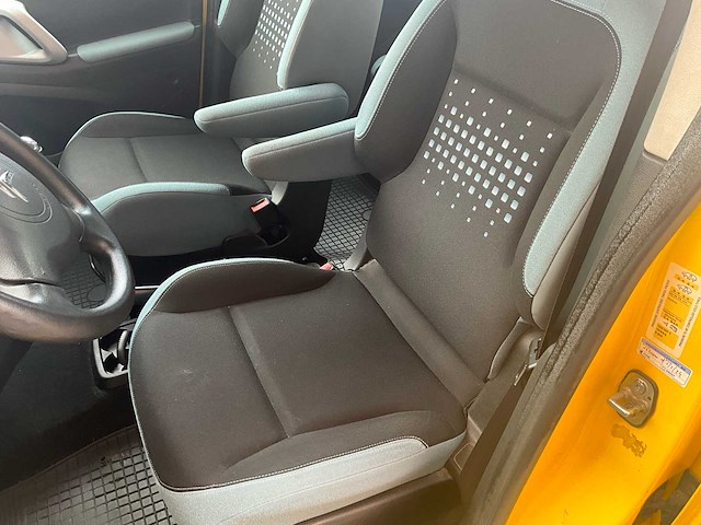 2013 citroën berlingo stationwagen 137000km - benzine - afbeelding 18 van  44