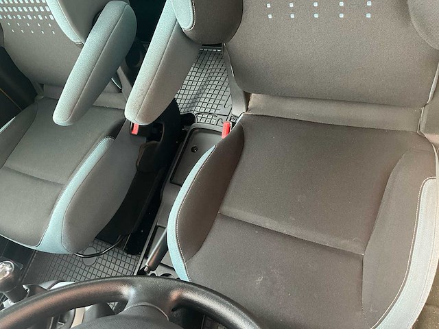 2013 citroën berlingo stationwagen 137000km - benzine - afbeelding 19 van  44