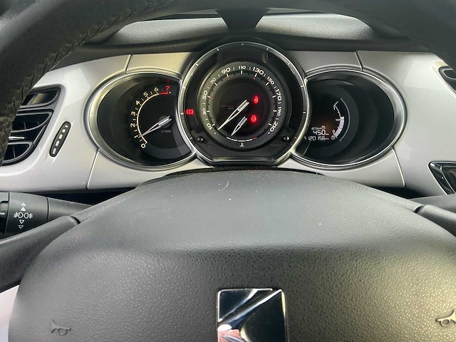 2013 citroën ds 3 pure tech vti 82 chic personenauto - afbeelding 3 van  27