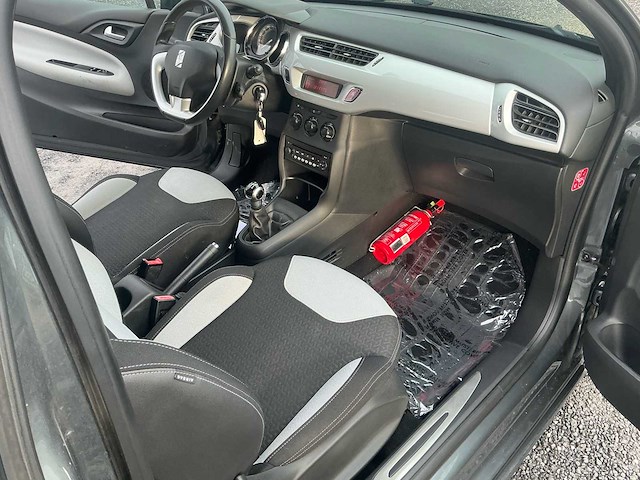 2013 citroën ds 3 pure tech vti 82 chic personenauto - afbeelding 8 van  27