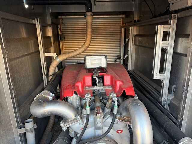 2013 container watertank 7700l - afbeelding 13 van  19