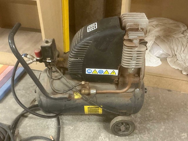 2013 contimac luchtcompressor - afbeelding 2 van  4