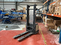 2013 crown wf3000 series elektrische palletlifter - afbeelding 1 van  9
