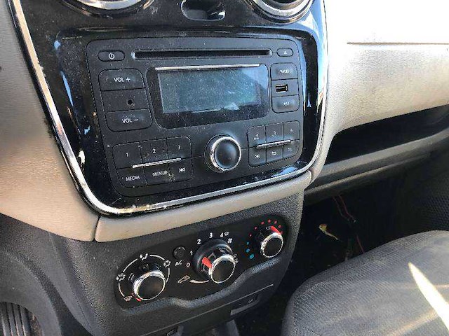 2013 dacia lodgy 1.2 tce auto - afbeelding 2 van  23