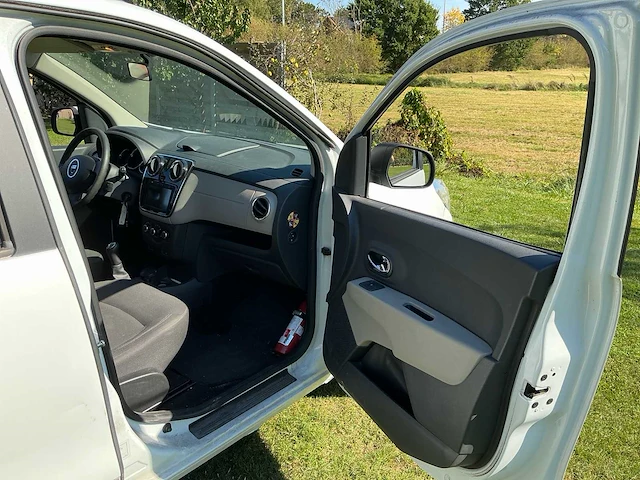 2013 dacia lodgy personenauto - afbeelding 23 van  46