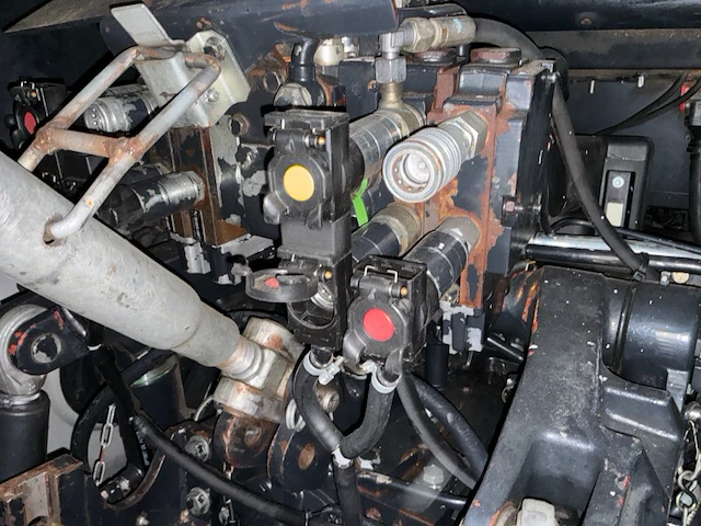 2013 deutz-fahr agrotron tt420 4-wiel aangedreven landbouwtractor - afbeelding 19 van  30