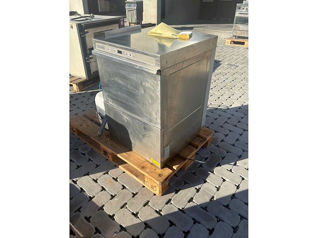 2013 electrolux nuc30d vaatwasmachine - afbeelding 1 van  7