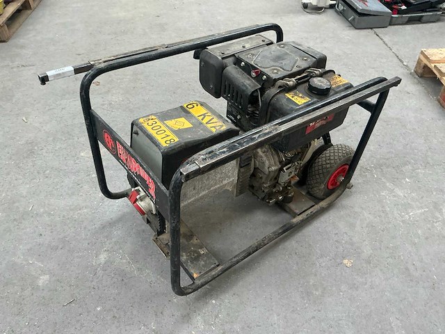 2013 europower ep6000td stroomgenerator - afbeelding 1 van  9