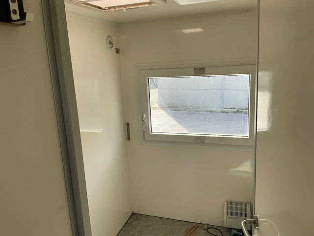 2013 eurowagon woonunit - crewcabin - afbeelding 5 van  18