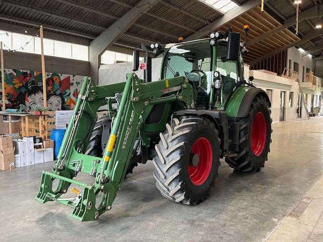 2013 fendt 513 4wd landbouwtractor - afbeelding 1 van  44