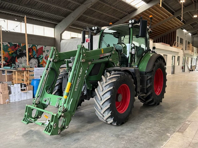 2013 fendt 513 4wd landbouwtractor - afbeelding 1 van  44