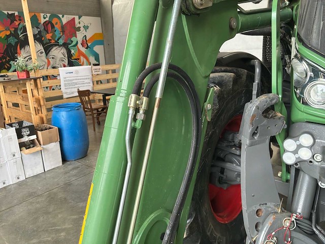2013 fendt 513 4wd landbouwtractor - afbeelding 20 van  44