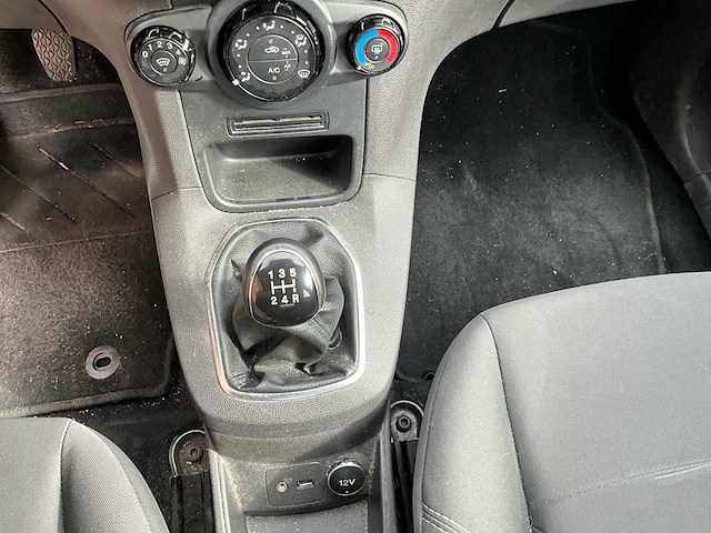 2013 ford fiesta personenauto - afbeelding 6 van  24