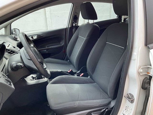 2013 ford fiesta personenauto - afbeelding 2 van  21