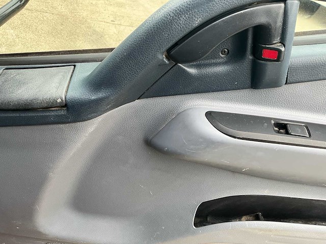 2013 fuso canter - hybride - airco - hydraulische laadklep - automaat - afbeelding 18 van  31