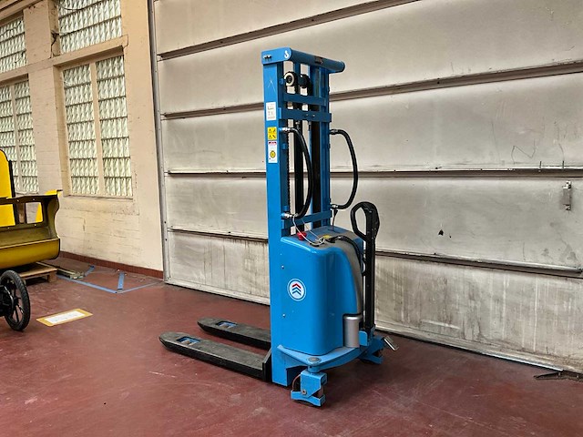 2013 hanselifter elektrische stapelaar - afbeelding 2 van  5