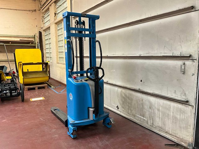 2013 hanselifter elektrische stapelaar - afbeelding 3 van  5