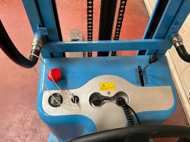 2013 hanselifter elektrische stapelaar - afbeelding 5 van  5