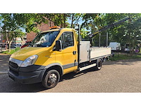 2013 iveco 40c14g 3.0d truck with crane 111.560km