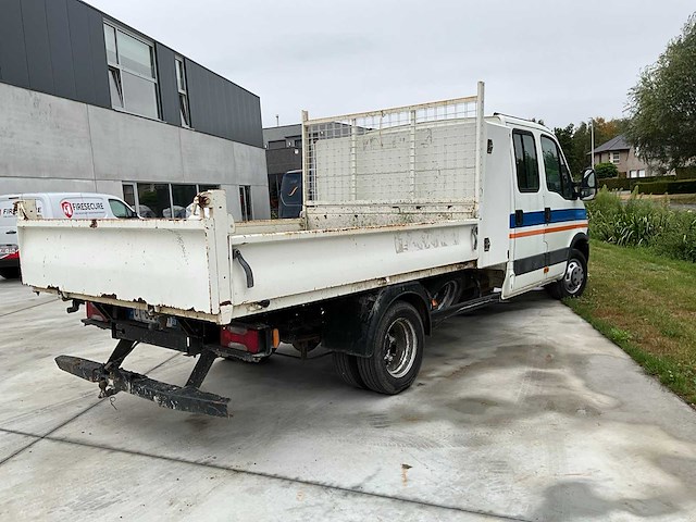 2013 iveco daily kipper dubbele cabine lichte vrachtwagen - afbeelding 27 van  31