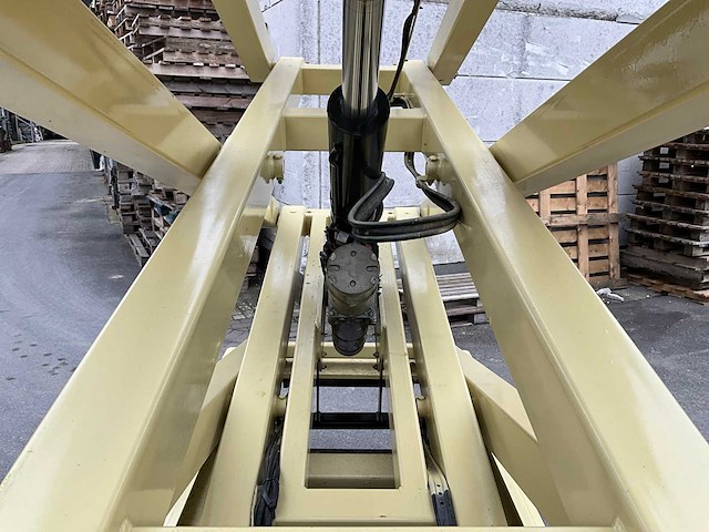 2013 jlg 2646es schaarlift - afbeelding 26 van  32