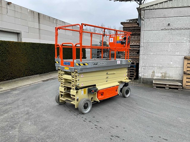 2013 jlg 2646es schaarlift - afbeelding 29 van  32