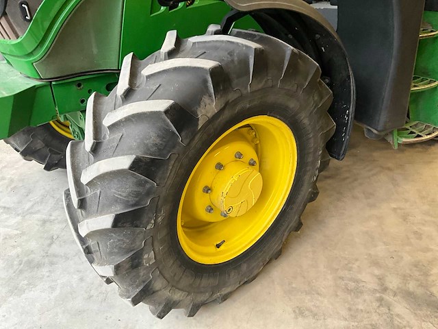 2013 john deere 6105r vierwielaangedreven landbouwtractor - afbeelding 2 van  29