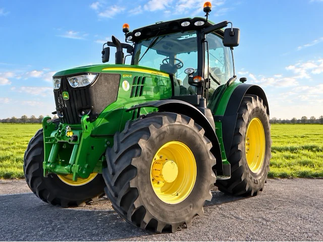 2013 john deere 6210r vierwielaangedreven landbouwtractor - afbeelding 1 van  34
