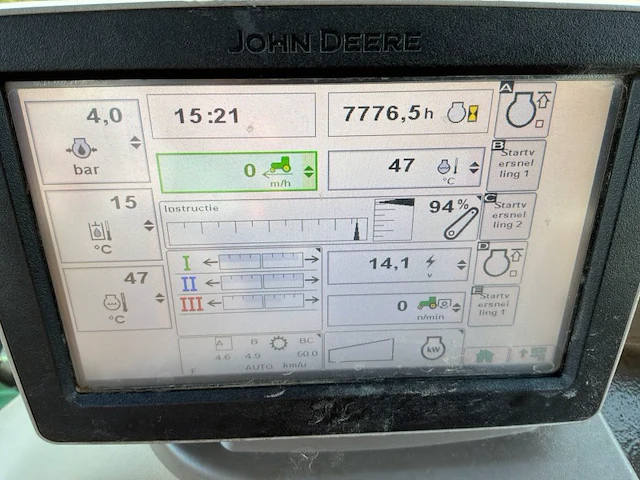 2013 john deere 6210r vierwielaangedreven landbouwtractor - afbeelding 18 van  34