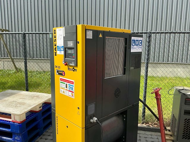 2013 kaeser aircenter sk25 schroefcompressor - afbeelding 9 van  11