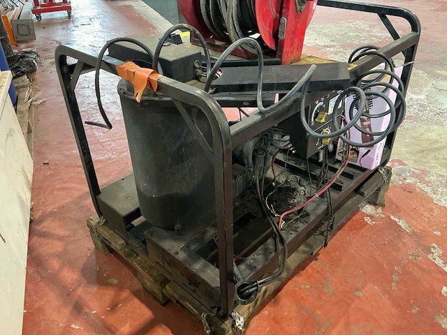2013 karcher hds 1000 de - yanmar hogedrukreiniger - afbeelding 4 van  6