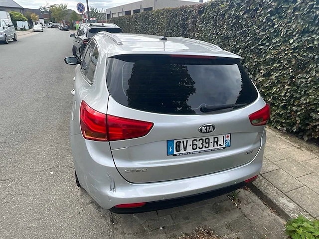 2013 kia cee'd - personenauto - afbeelding 18 van  23